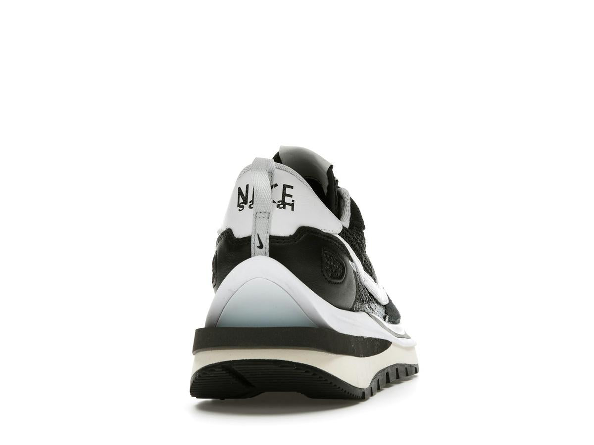 Nike Sacai Vaporwaffle Black White CV1363-001 - savito