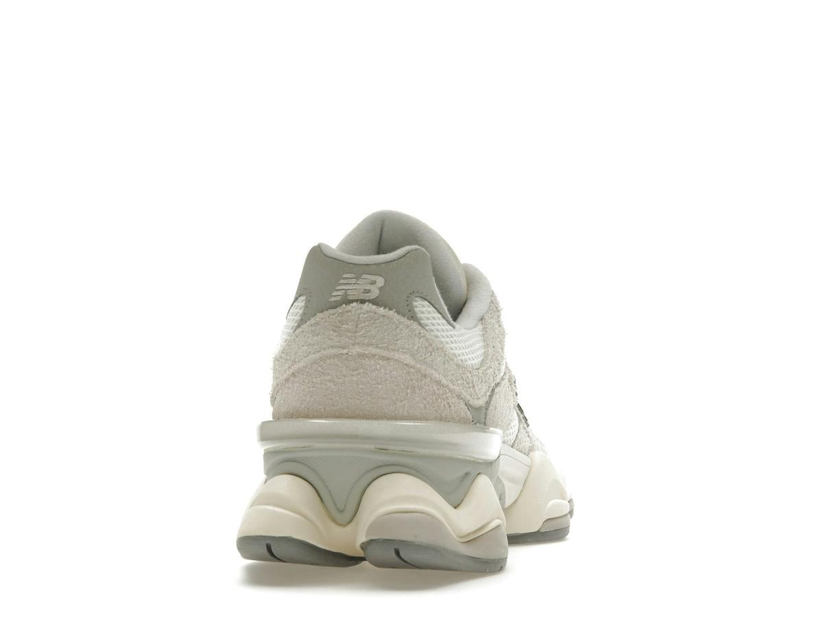 New Balance 9060 Moonbeam Sea Salt U9060HSC Sneaker - savito