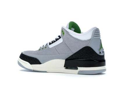 Jordan 3 Retro Chlorophyll Light Smoke Grey Sneakers 136064-006 - savito