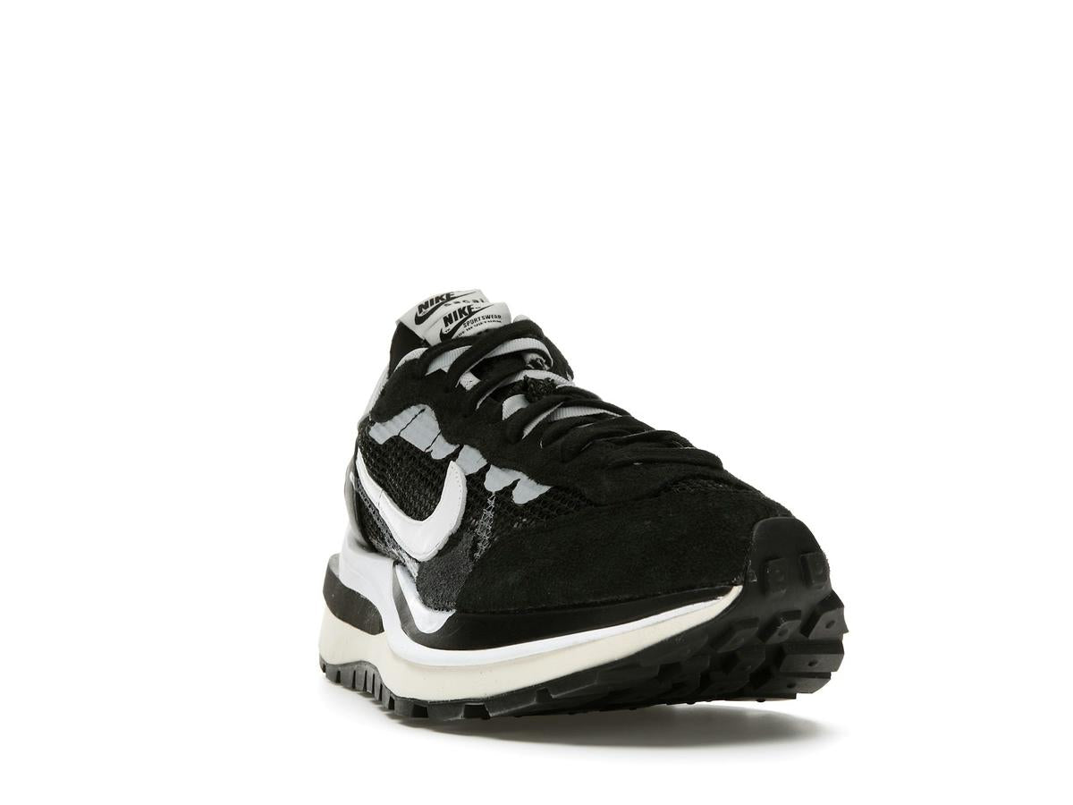 Nike Sacai Vaporwaffle Black White CV1363-001 - savito