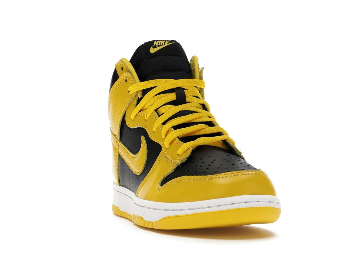 Nike Dunk High Iowa 2020 Black Varsity Maize CZ8149-002 - savito
