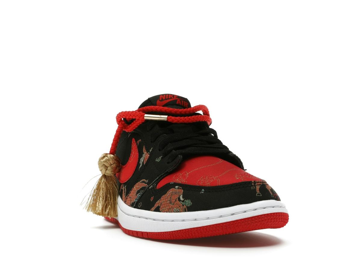 Jordan 1 Low OG Chinese New Year DD2233-001 Black University Red Metallic Gold White - savito