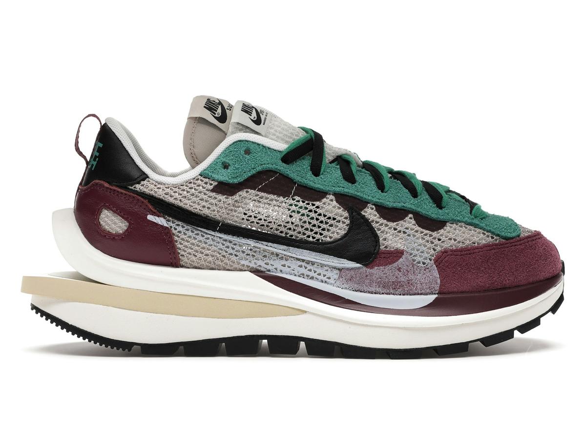 Nike Vaporwaffle sacai Villain Red Neptune Green DD3035-200 - savito