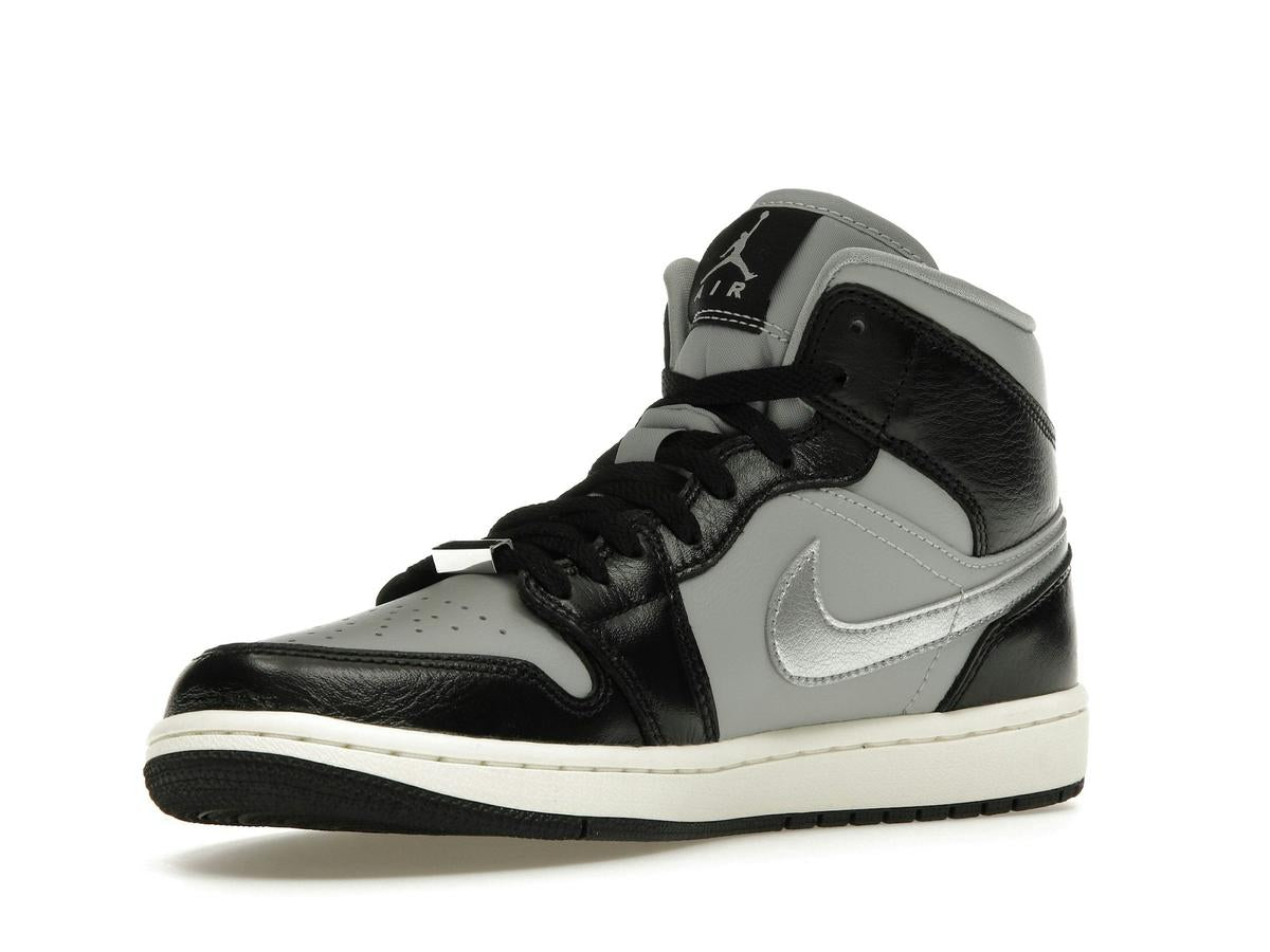 Jordan 1 Mid SE Women's Black Metallic Silver FB9892-002 - savito