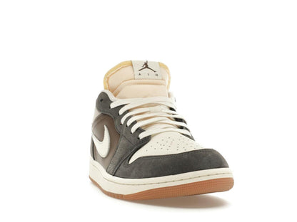 Jordan 1 Low SNKRS Day Korea Magpie (2023) White/Grey-Gum FD0399-004 - savito