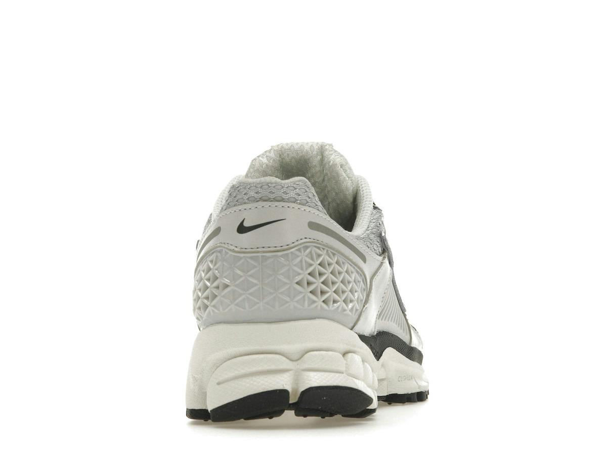 Nike Zoom Vomero 5 Photon Dust Metallic Silver Women's FD0884-025 - savito