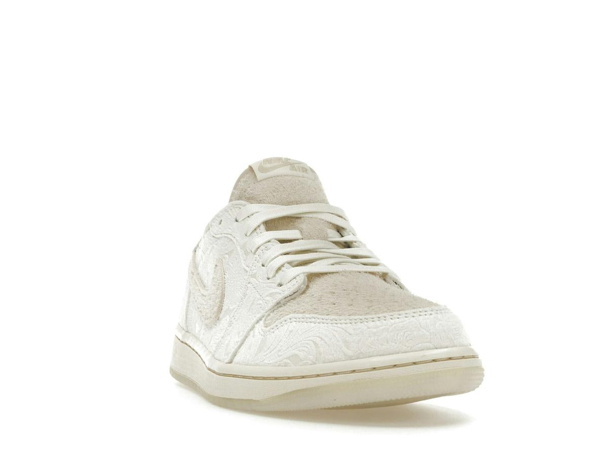 Jordan 1 Retro Low OG Chris Paul "Give Them Flowers" Floral Light Cream FZ0455-200 - savito