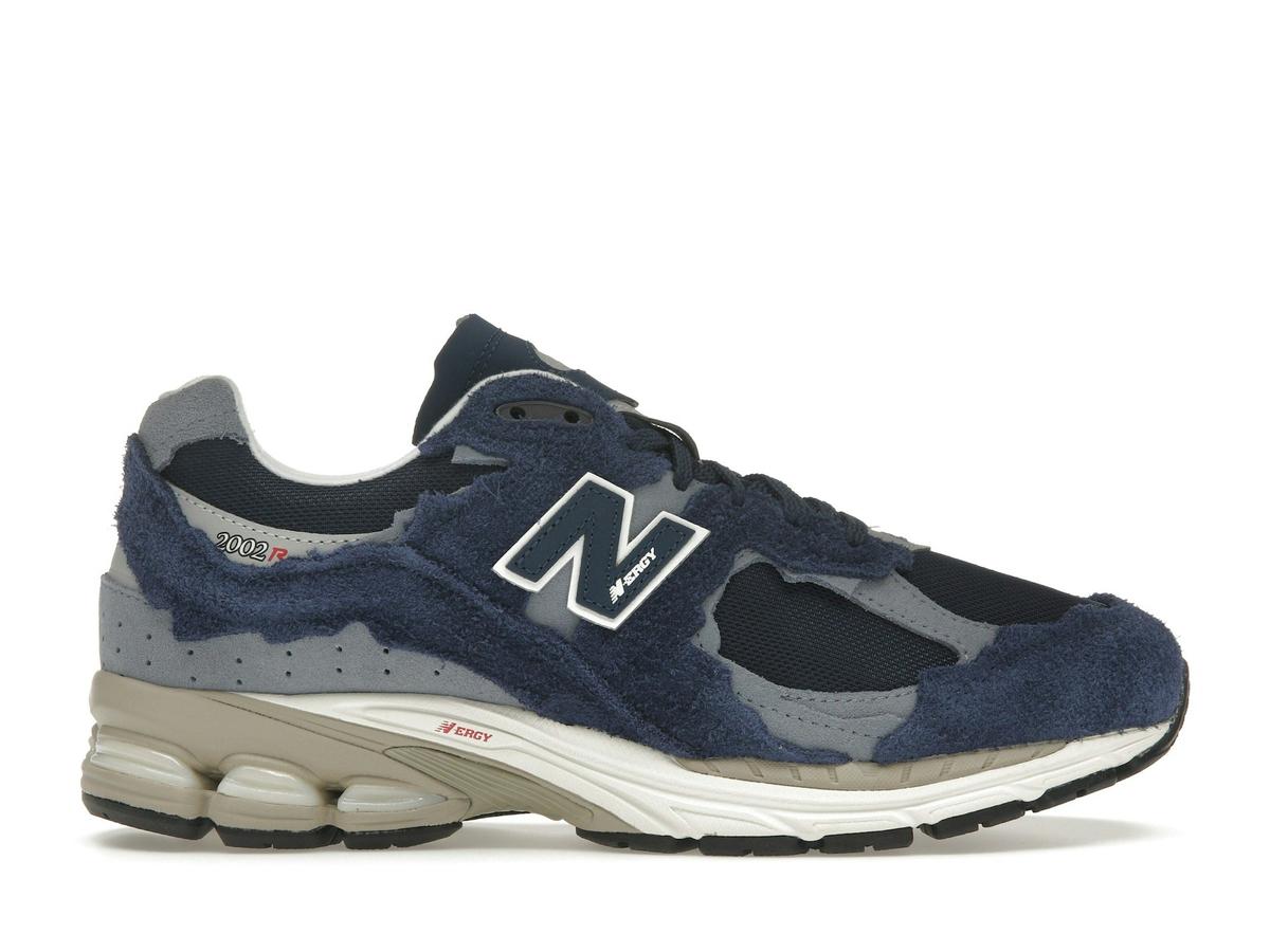 New Balance 2002R Protection Pack Navy Grey M2002RDK - savito