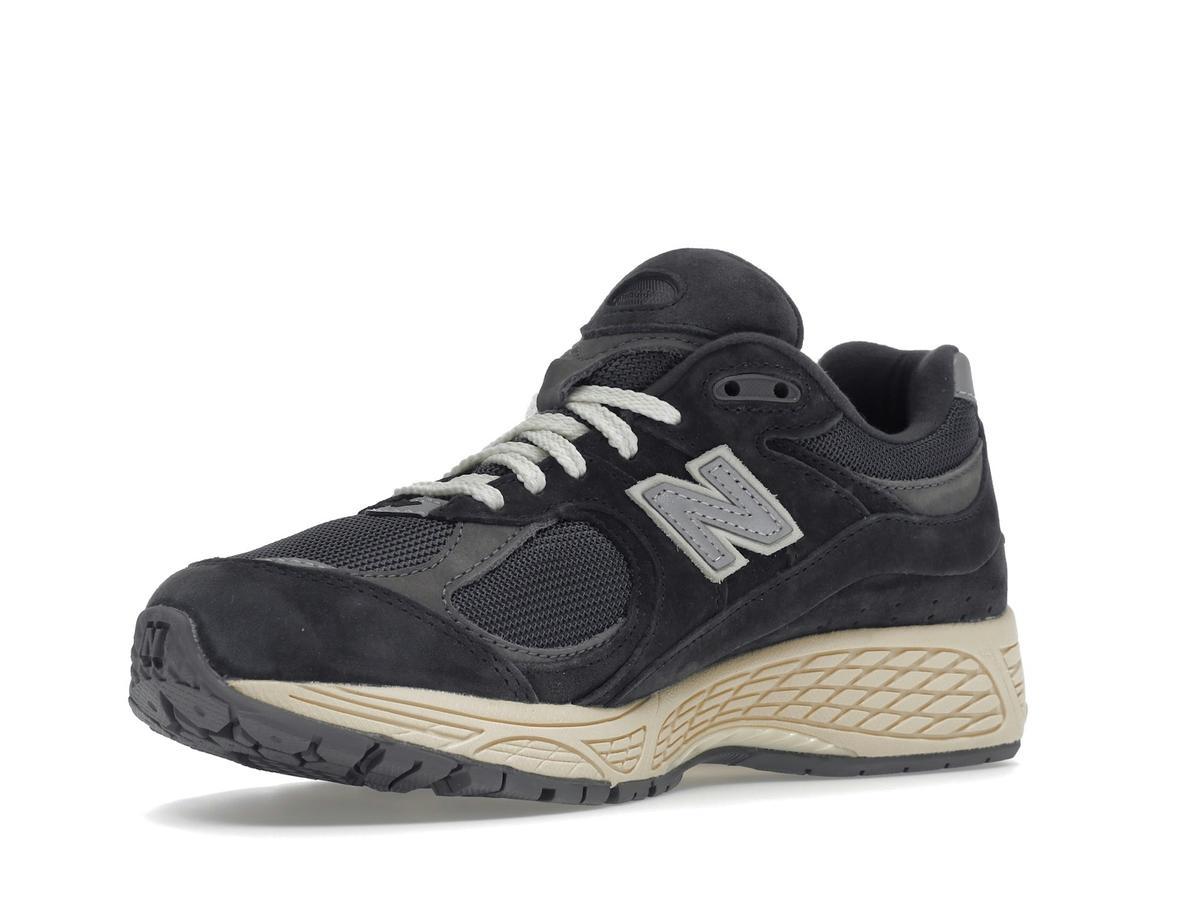 New Balance 2002R M2002RHO Black Dark Grey Sneakers - savito