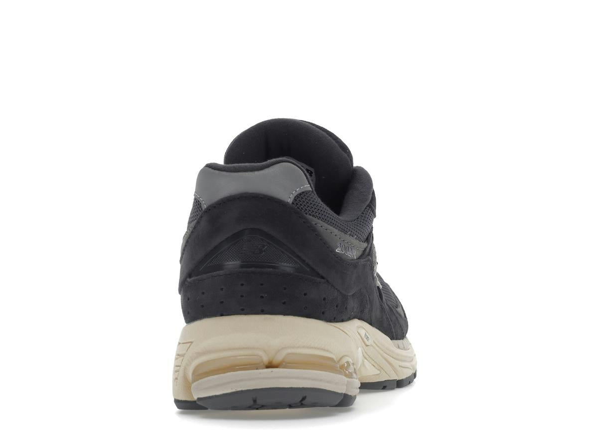 New Balance 2002R M2002RHO Black Dark Grey Sneakers - savito